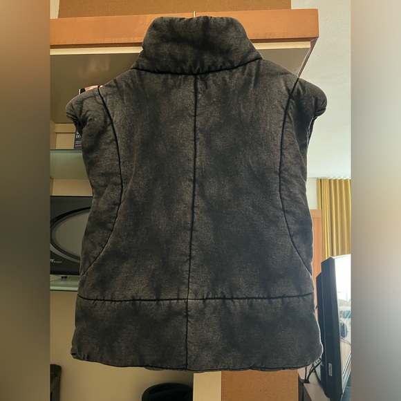 Free People Roll With Us Puffer Vest NWOT - Picture 5 of 8